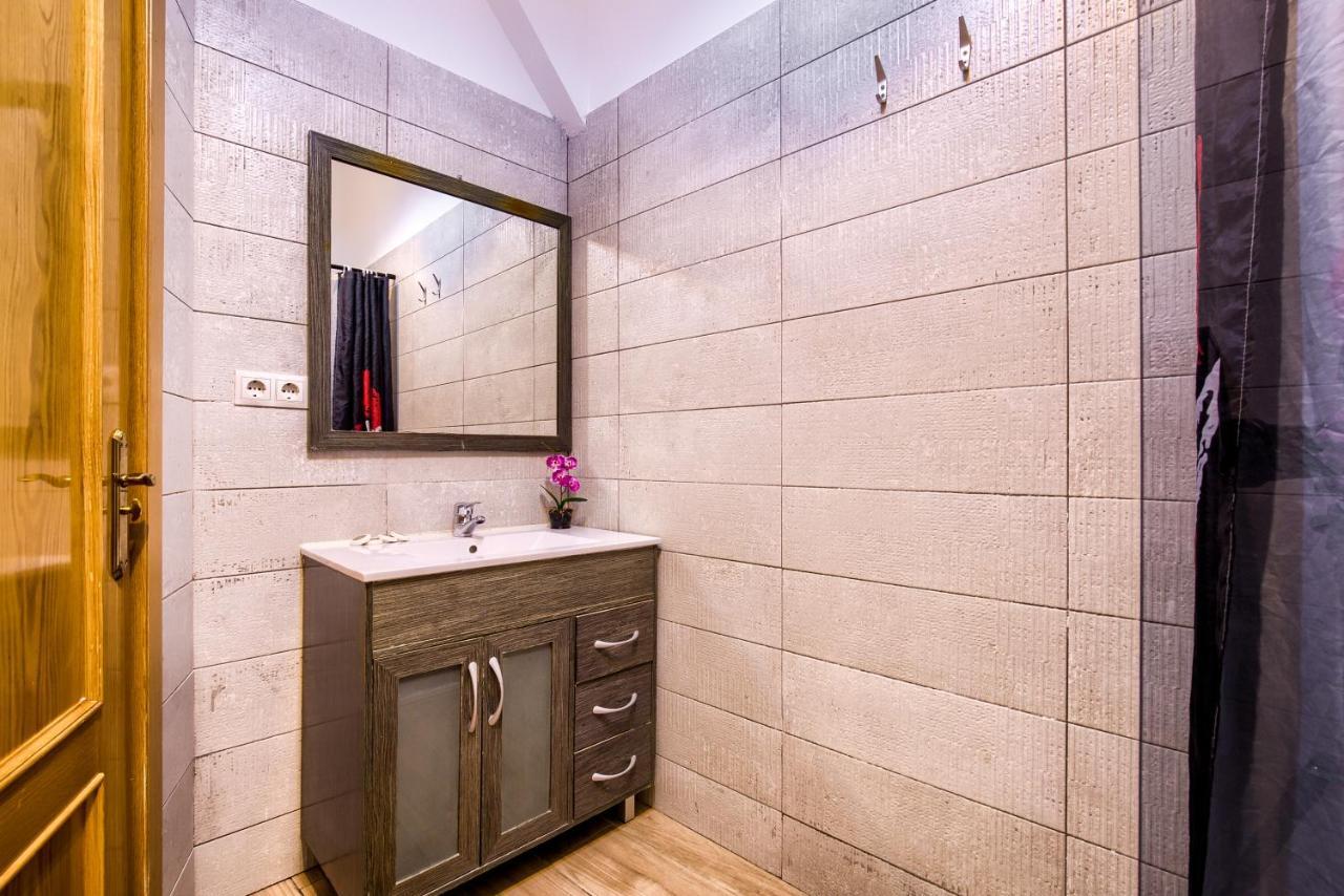 Charming Tirso De Molina I Daire Madrid Dış mekan fotoğraf